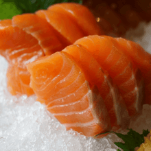 Carica l'immagine nel visualizzatore di Gallery, Ravioli Triangolari a Mano al Salmone (€/etto) - Pastificio Buono