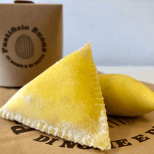Carica l'immagine nel visualizzatore di Gallery, Ravioli Triangolari a Mano alla Cernia (€/etto) - Pastificio Buono