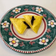 Carica l'immagine nel visualizzatore di Gallery, Ravioli Triangolari a Mano alla Spigola (€/etto) - Pastificio Buono